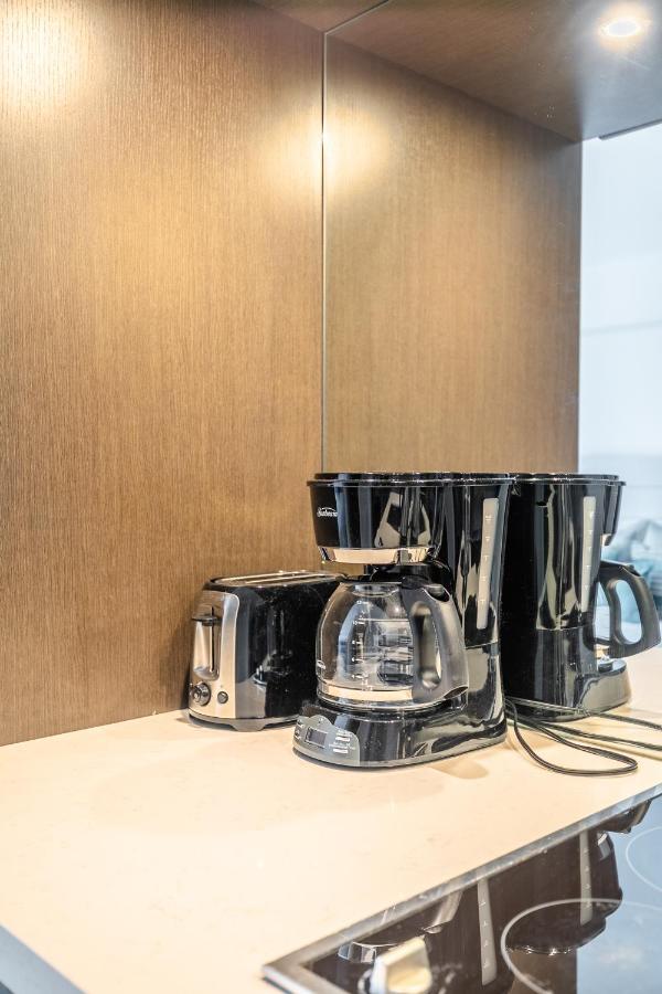 Apartment Marvelous Yorkville Toronto