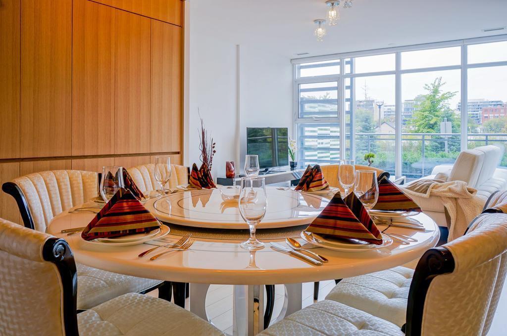 Hydewest - Iceboat Terrace Furnished Toronto