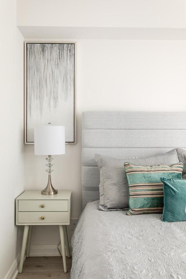Apartment Marvelous Yorkville Toronto