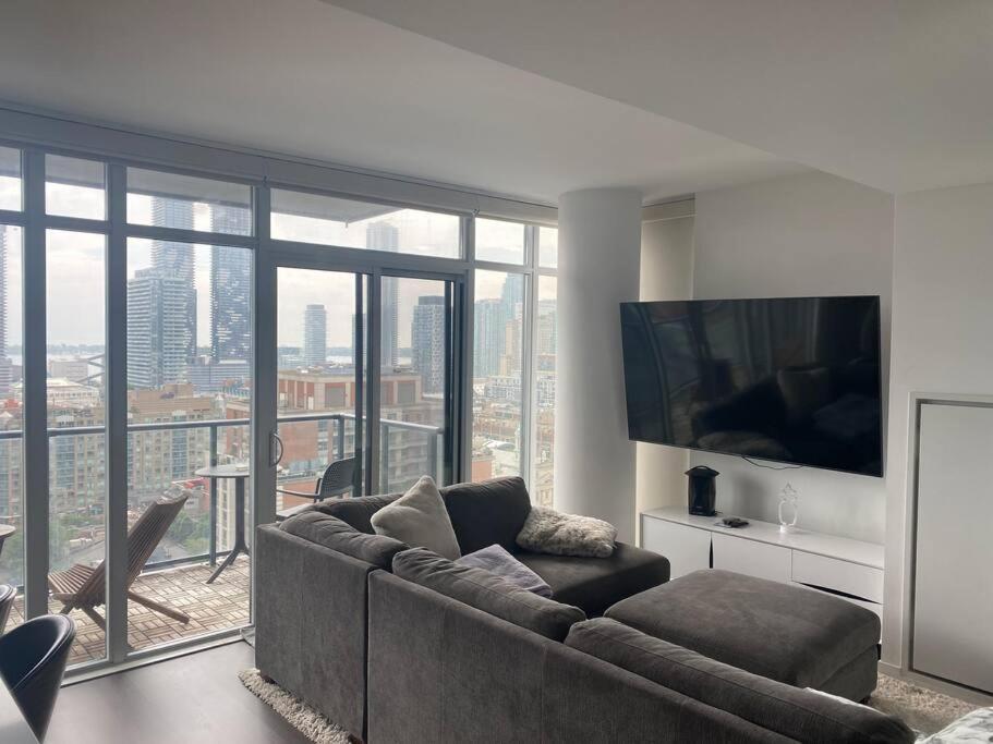 Luxury Apartment Toronto