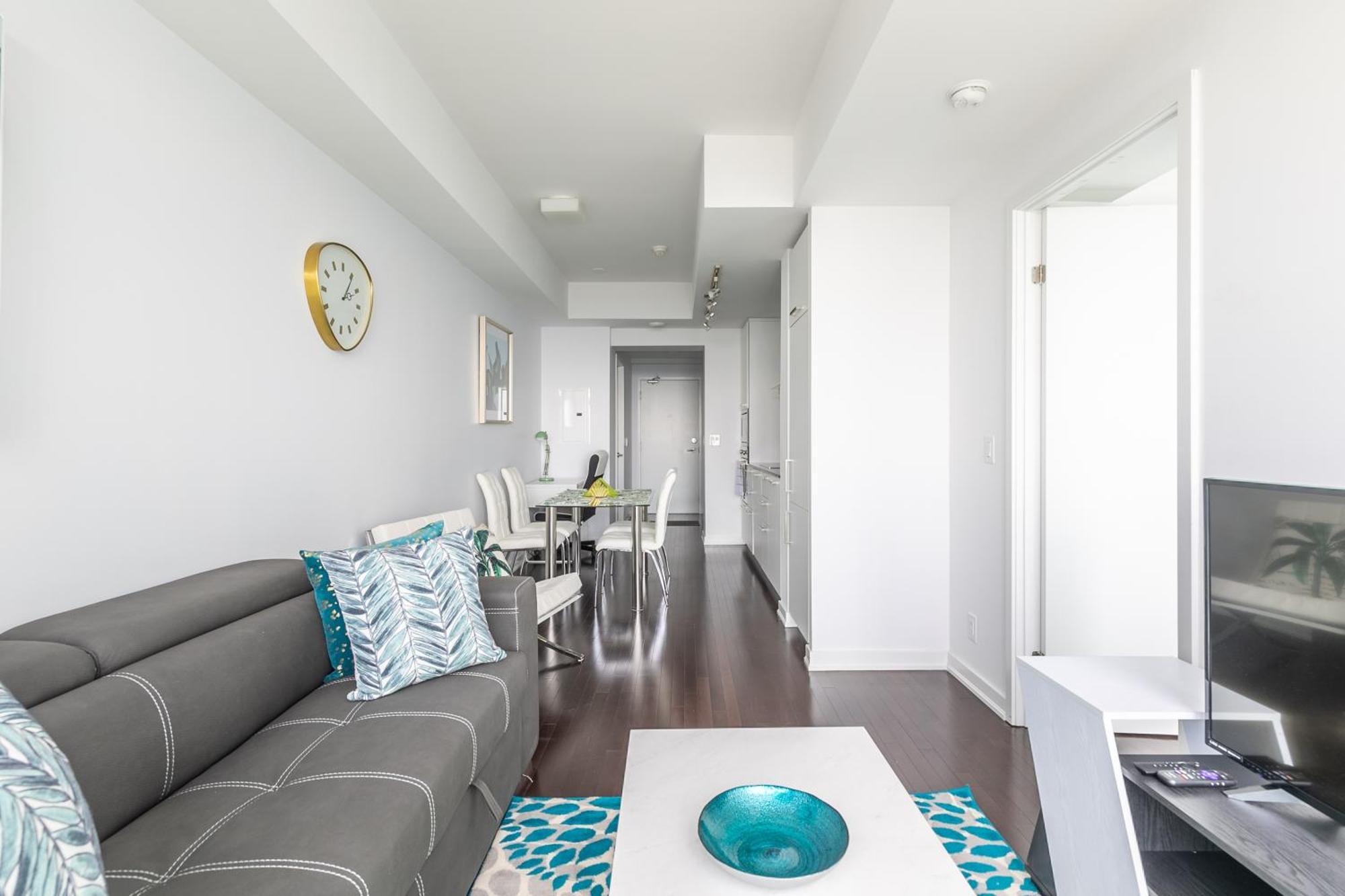 Marvelous In The Heart Of Apartment Toronto