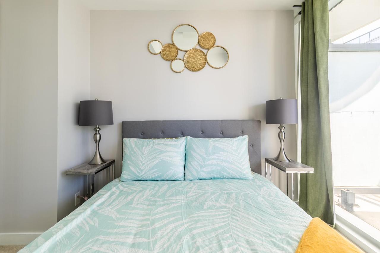 Apartment Marvelous In The Heart Of Toronto