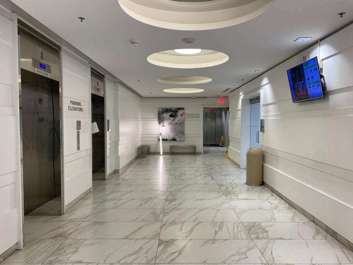 Apartment Cozy 2 Bedroom Free Parking Downtown 1min Scotiabank Arena Tff Cn Tower Rogers Centre Union Station Toronto