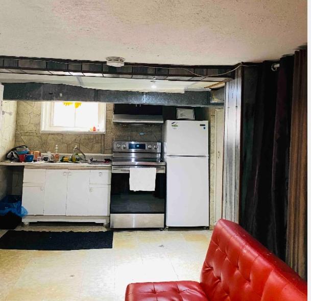 Luxury Iv East York Space Share Canada Toronto
