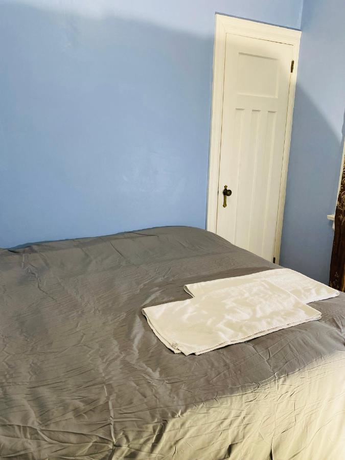 Luxury Iv East York Space Share Canada * Toronto