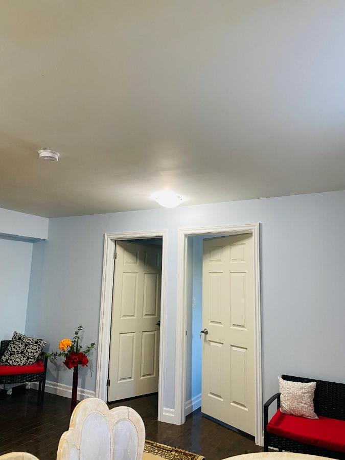 Luxury Iv East York Space Share Canada Homestay Toronto