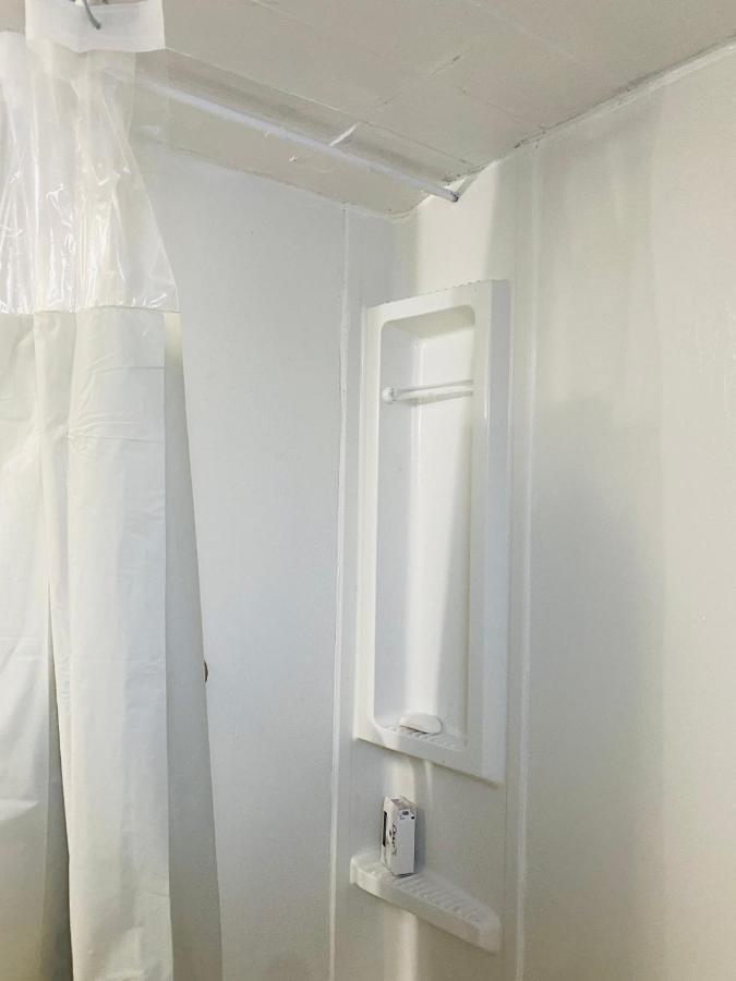 Homestay Luxury Iv East York Space Share Canada *