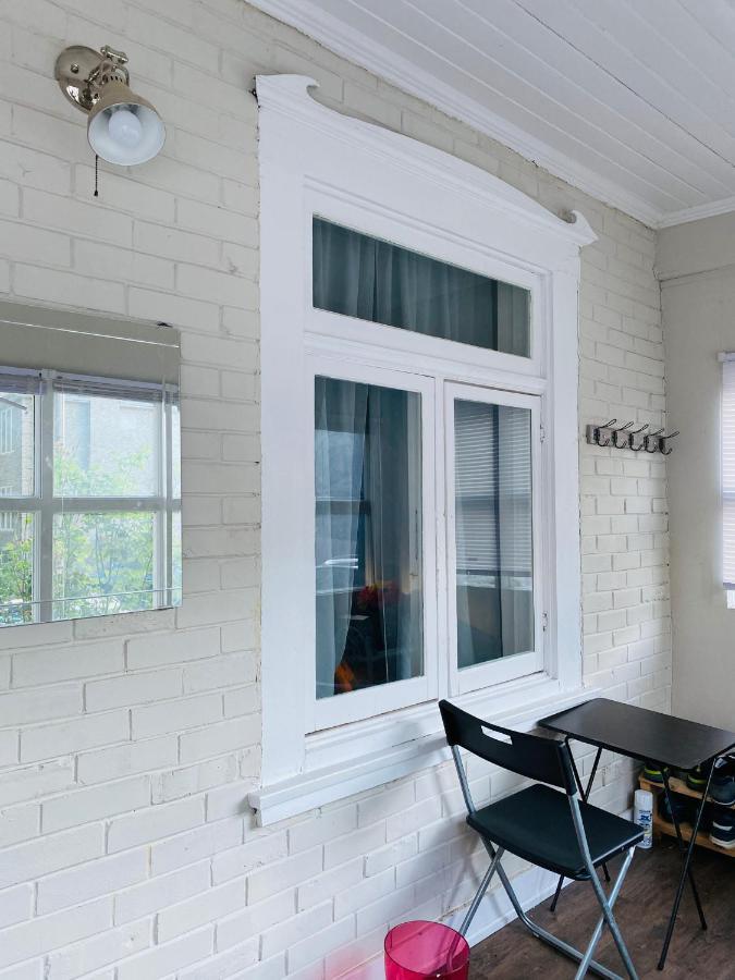 Luxury Iv East York Space Share Canada Toronto