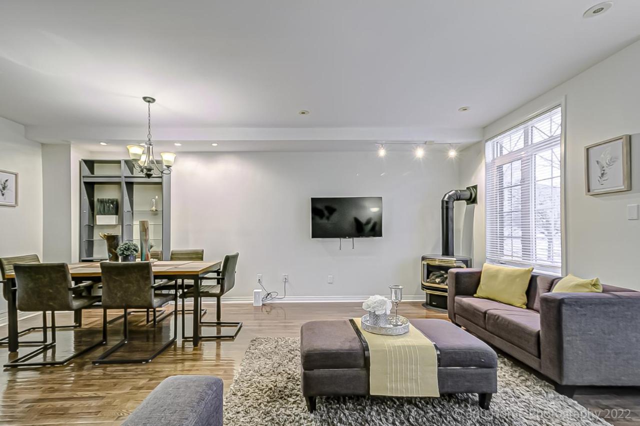 Urban Retreat - Modern 4br Townhouse Apartment