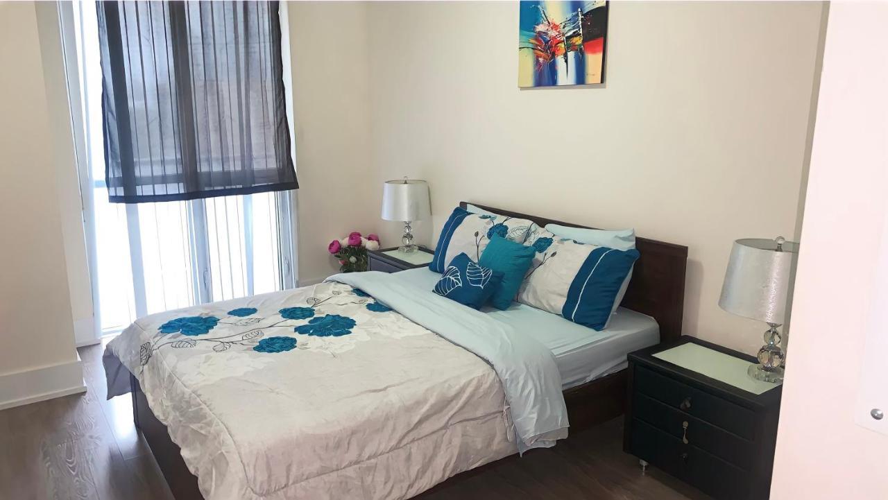 Apartment Executive 2 Beds With Lakeview Cn Tower Rogers Centre Toronto Island Entertainment District Toronto