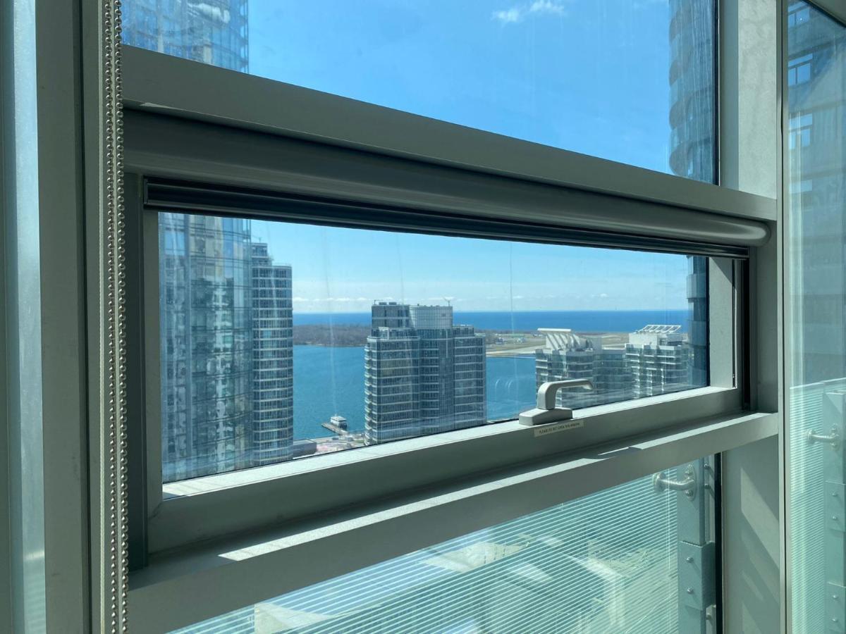 Stunning View At Ice Apartment