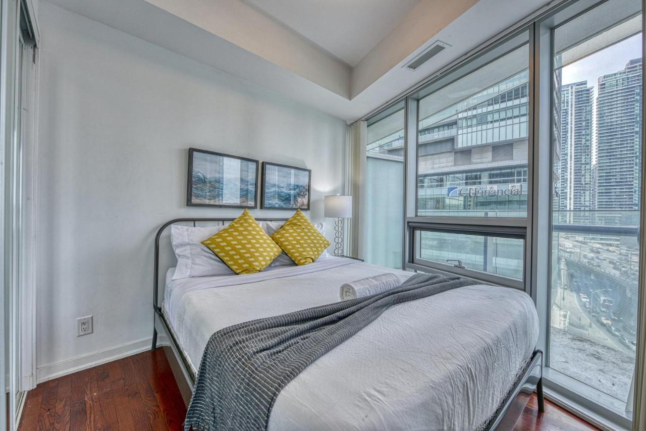 Downtown Vacation Apartment Toronto