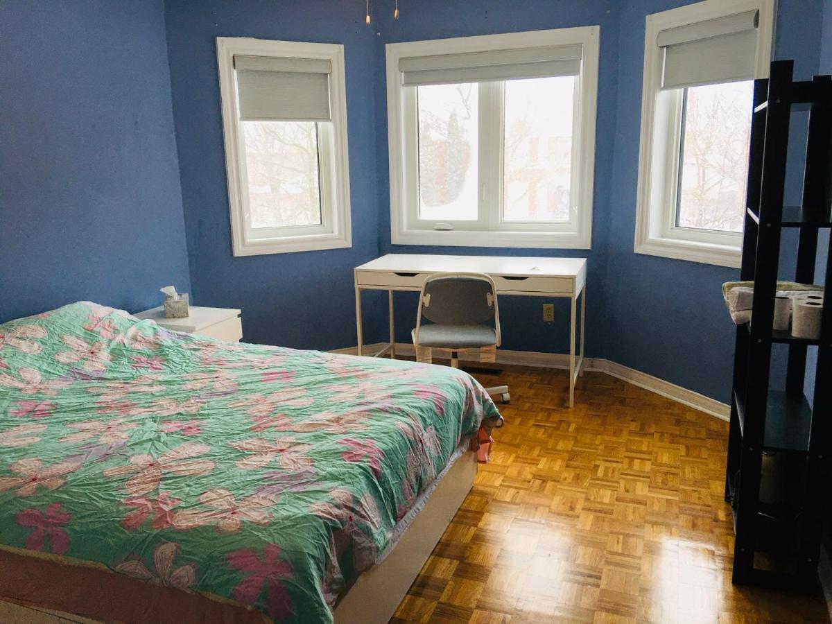 Spacious, Cozy And Neat Private Near Utsc * Toronto