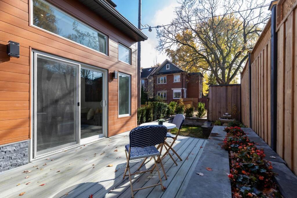 Bright & Cheerful Pape Laneway Apartment