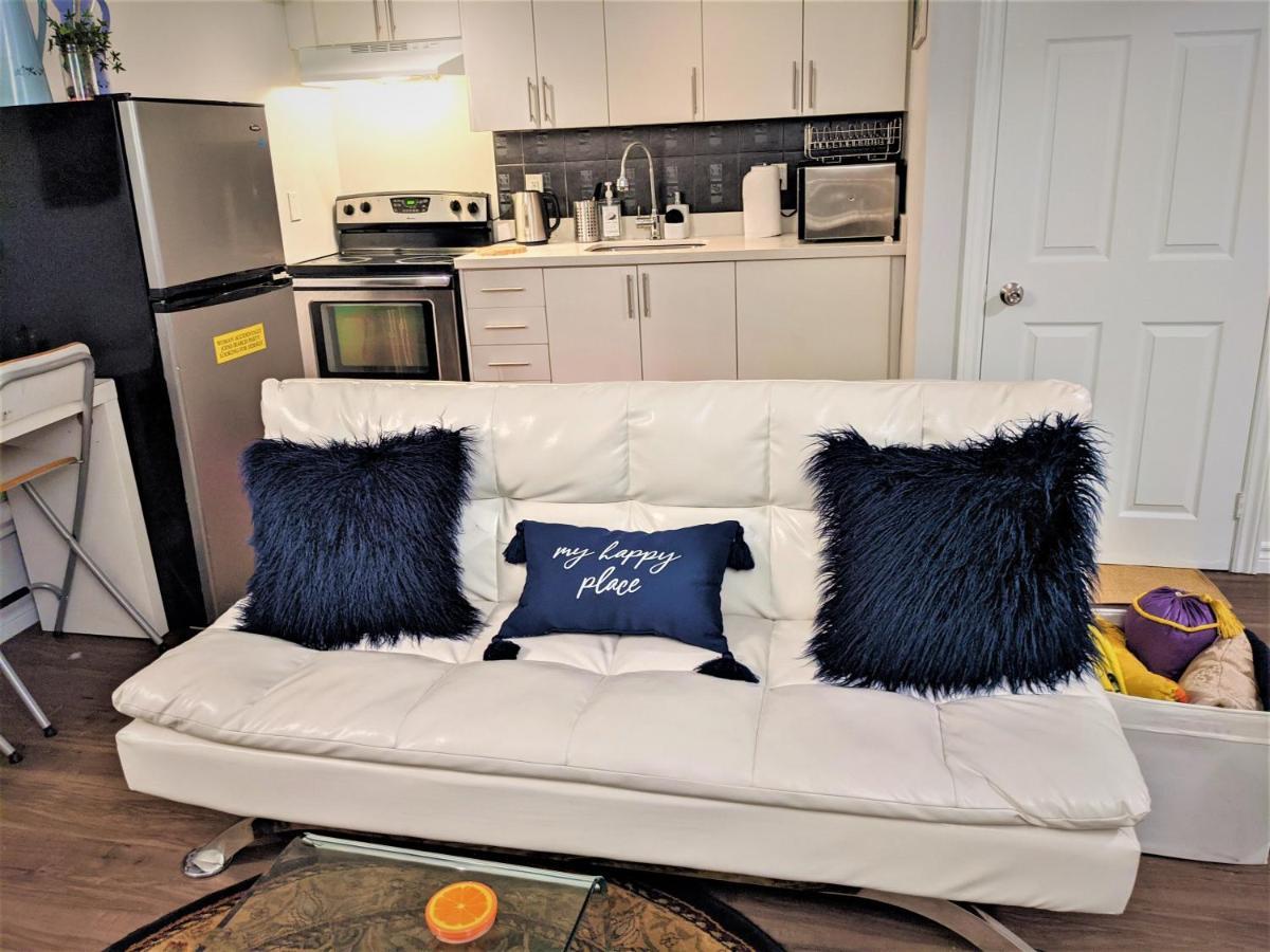 Bright Parkdale Court - Little Portugal W/ Free Parking *