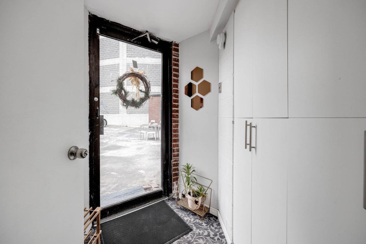 Bright Parkdale Court - Little Portugal W/ Free Parking Toronto