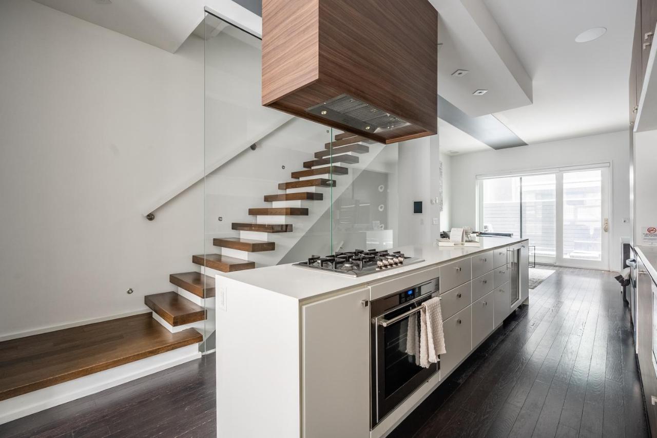 Globalstay Exclusive 4 Bedroom Townhouse In Downtown With Parking * Toronto