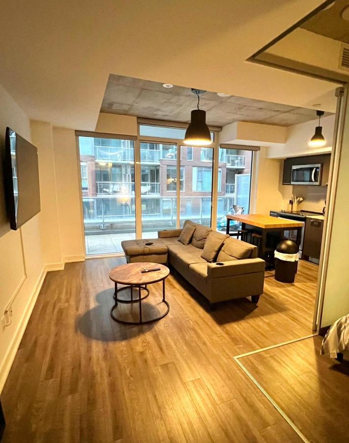 Apartment Exquisite One Bedroom