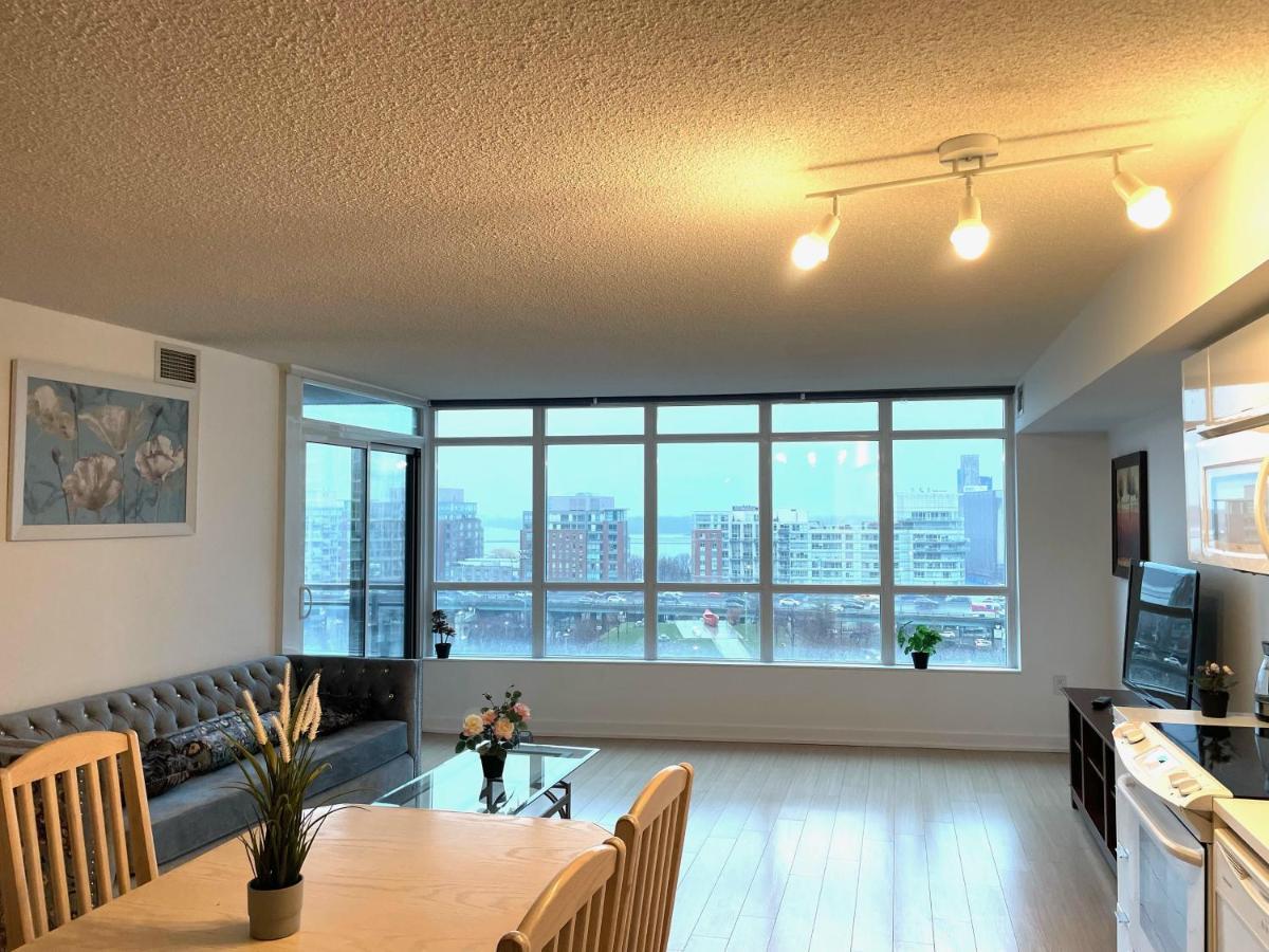 Apartment Three-bedroom With Free Parking Nearby Cn Tower With Lake View Toronto