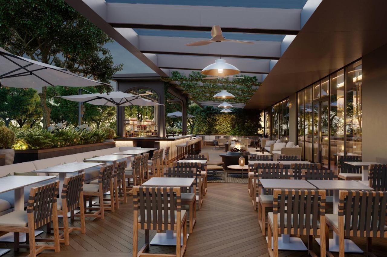 The Ritz-carlton, Hotel