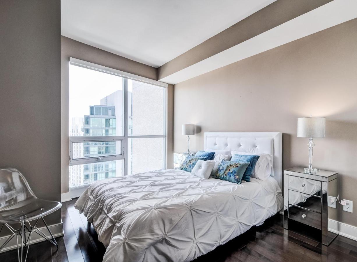 Bird's Eye View Polished Penthouse * Toronto