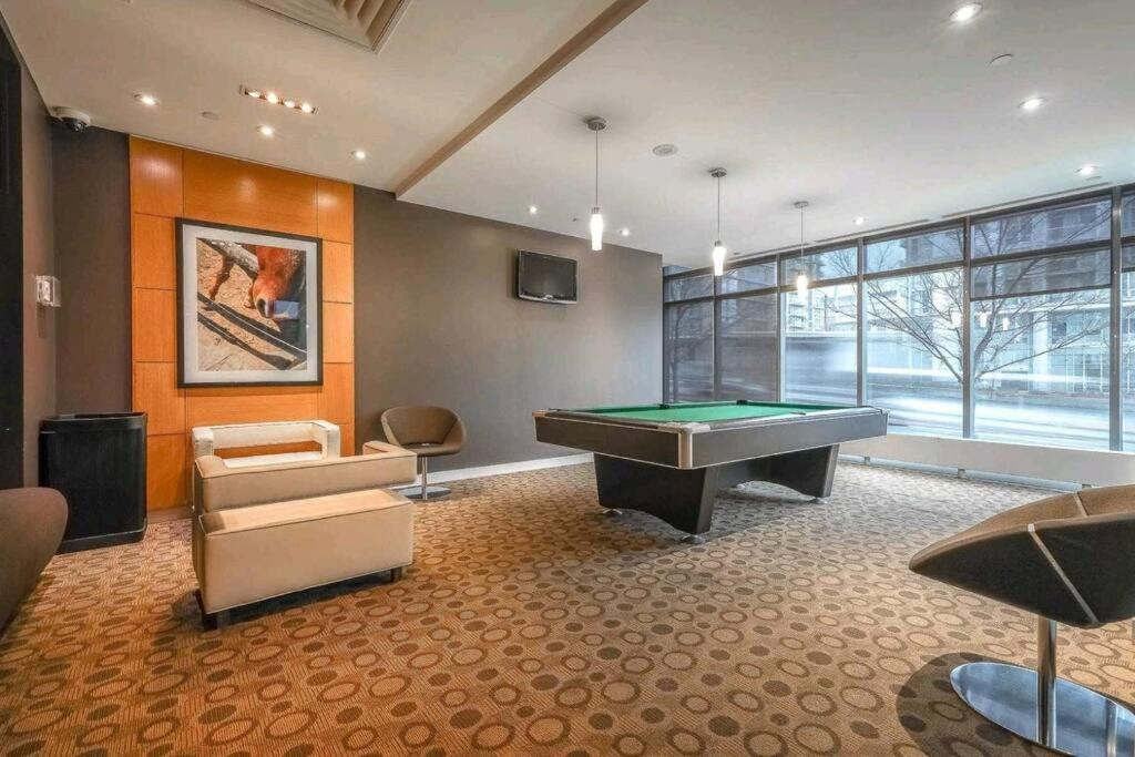 Unobstructed Cn Tower View In Every With Balcony & Parking Apartment *