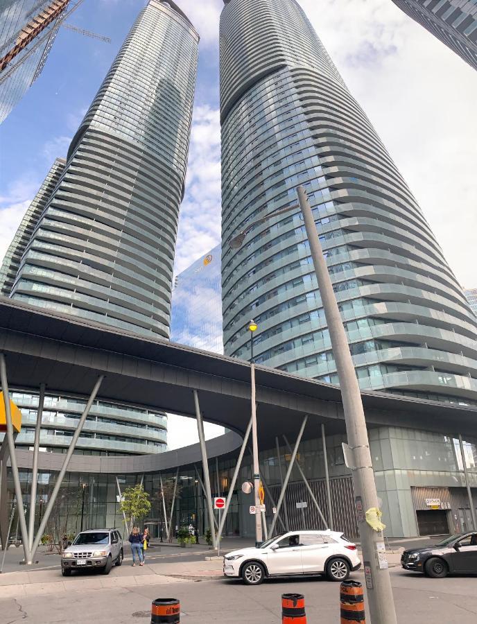 Comfort Opulence Suites Downtown 42th Floor With Lakeview Toronto