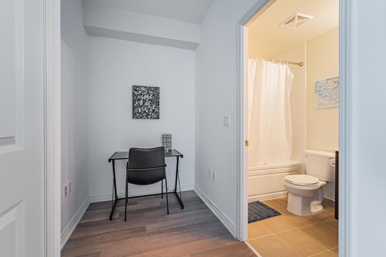 Two Bedroom Condo! Union Station! Downtown Core *