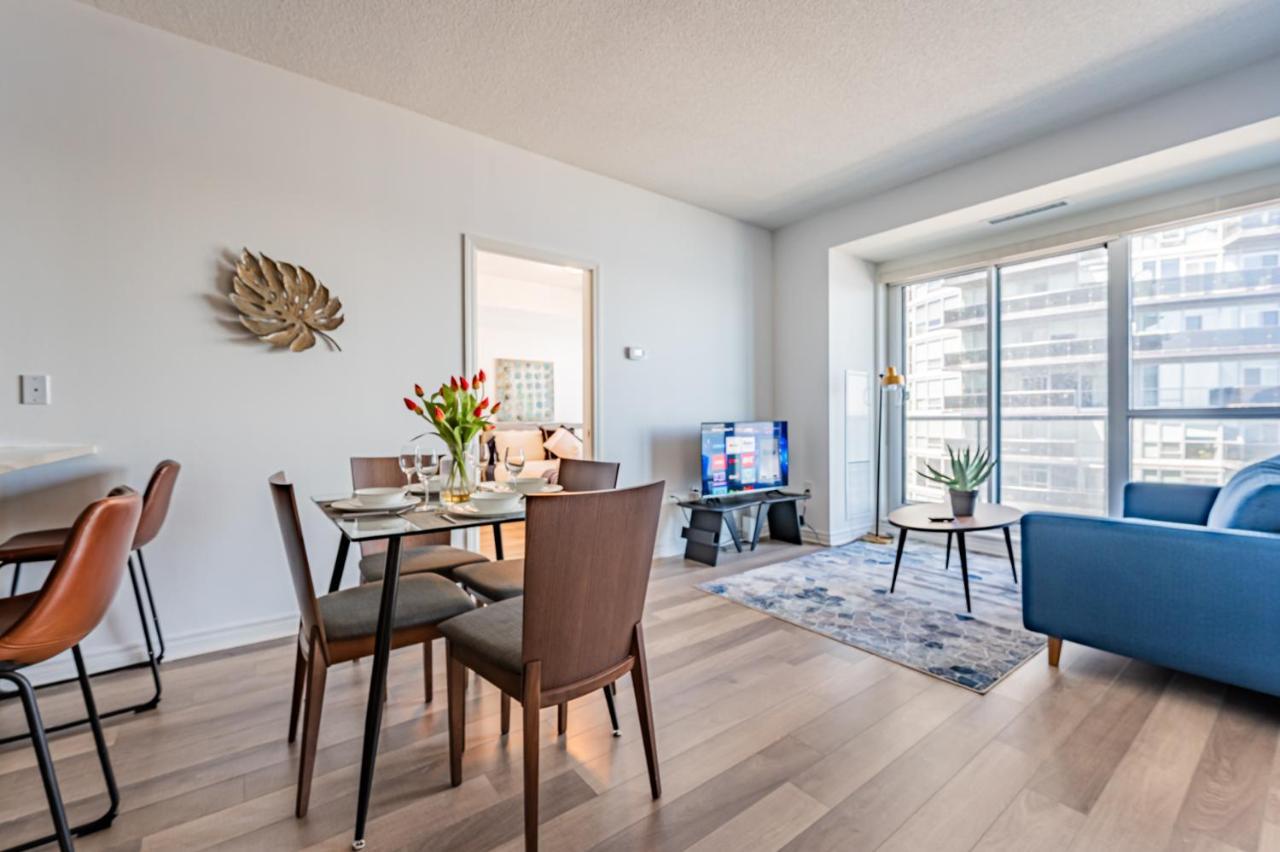 Two Bedroom Condo! Union Station! Downtown Core