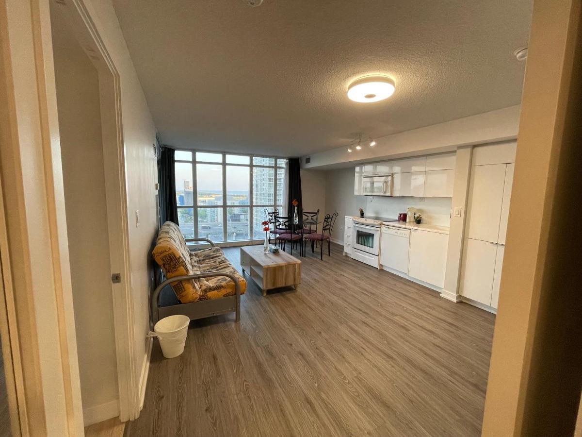 Three-bedroom With Free Parking Nearby Cn Tower With Lake View *