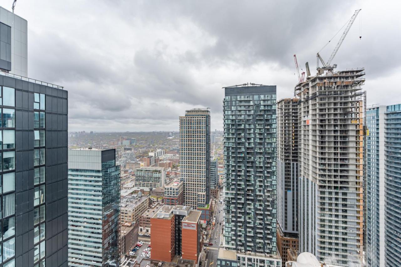 Lovely In Downtown Core