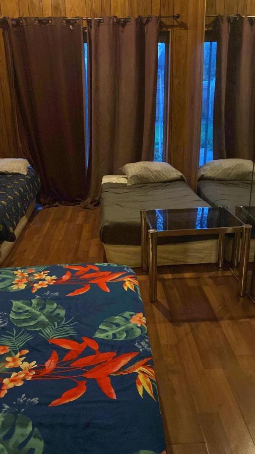 Guest house Private 5 Min Finch West Subway - York Toronto