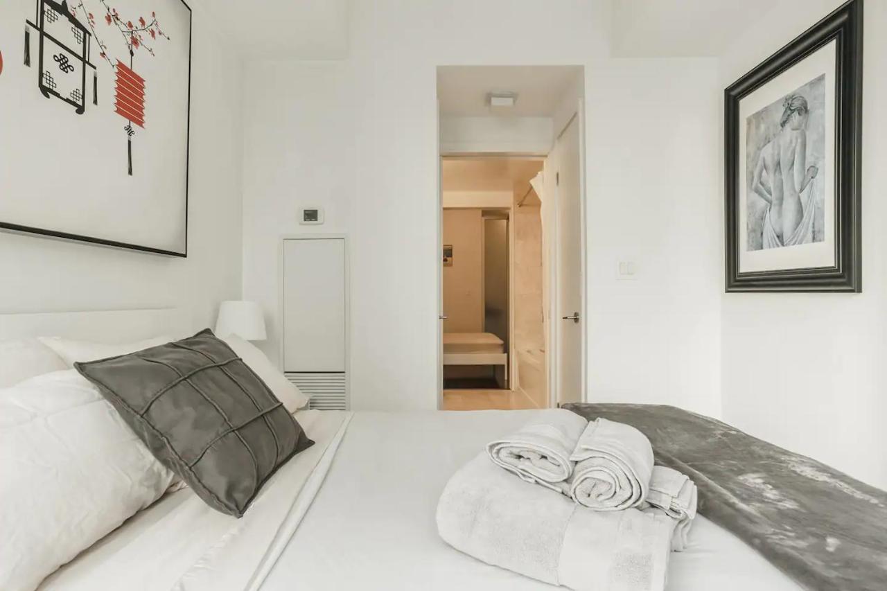 Luxury 2-bedroom Parking, View Of Cn Tower