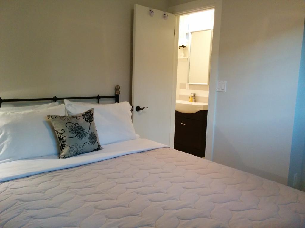 The Parkway Place Guest house