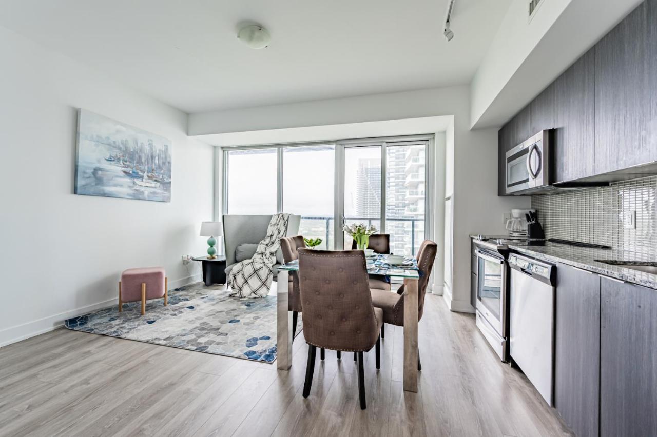 Two Bedroom Condo! Union Station! Downtown Core Apartment *