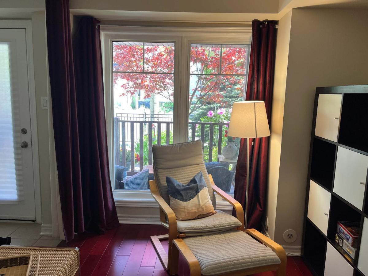 Beach Studio With Private Detached Bathroom * Toronto