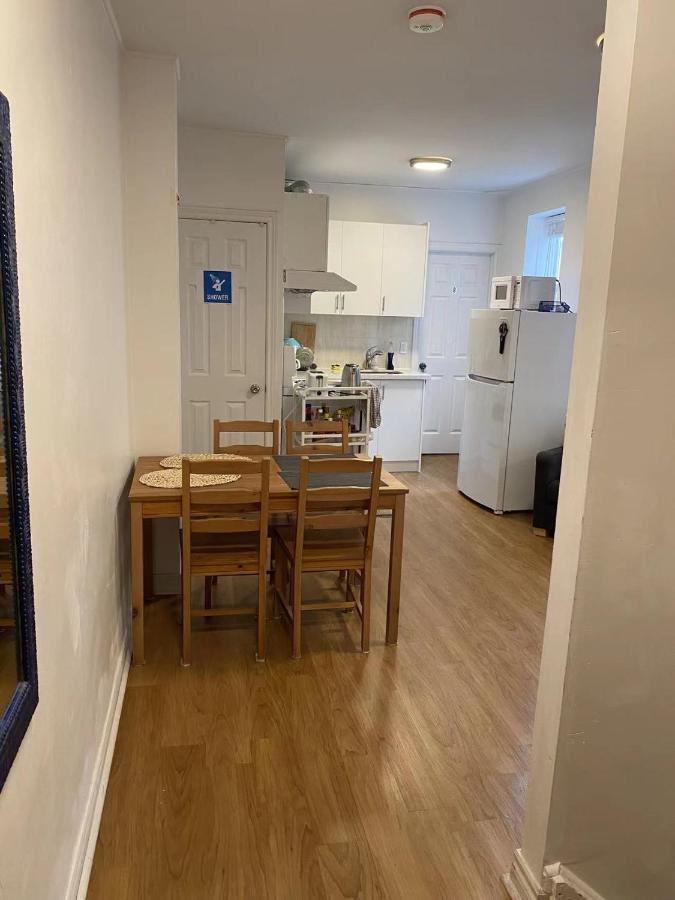 Guest house Double With Shared Bathroom 536b
