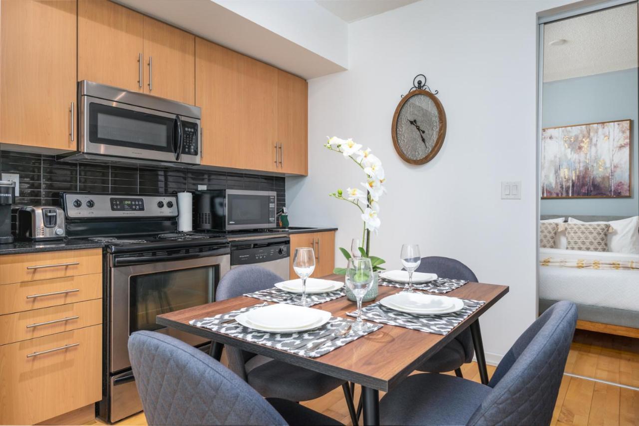 Apartment Bremner Toronto