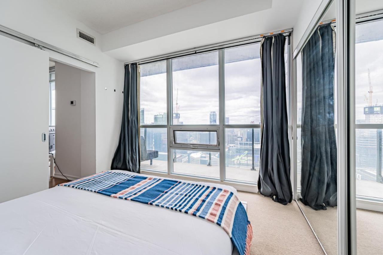 Bremner Apartment