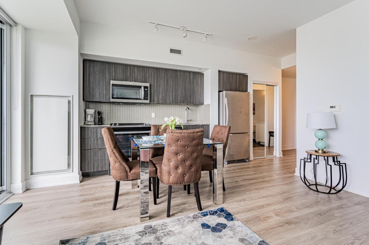 Apartment Two Bedroom Condo! Union Station! Downtown Core Toronto