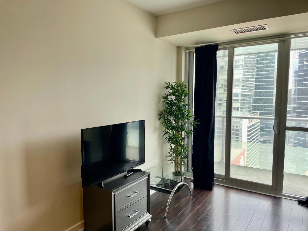 Cn Tower Condominium Aparthotel Toronto