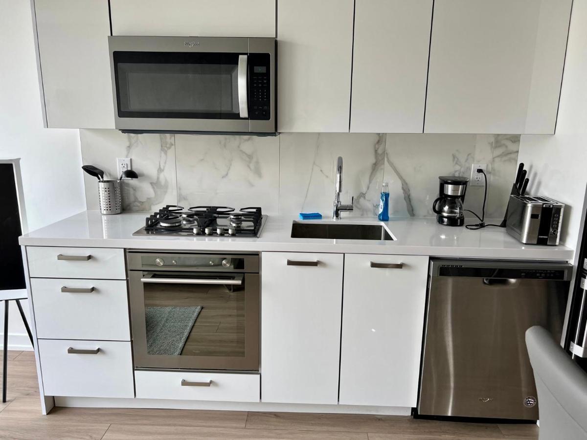 Perfectly Located Cozy Open-concept Apartment