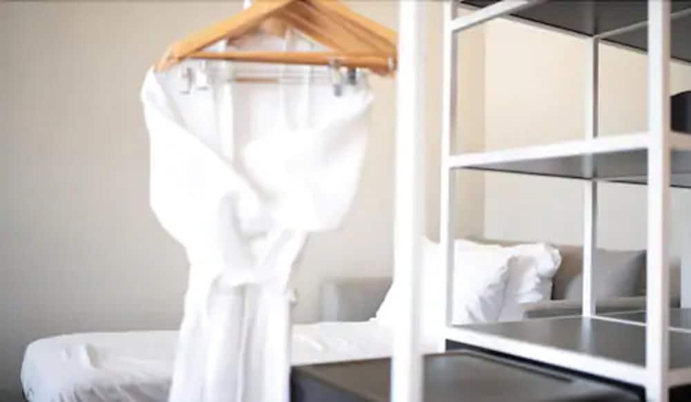 Bond Place 3* Toronto