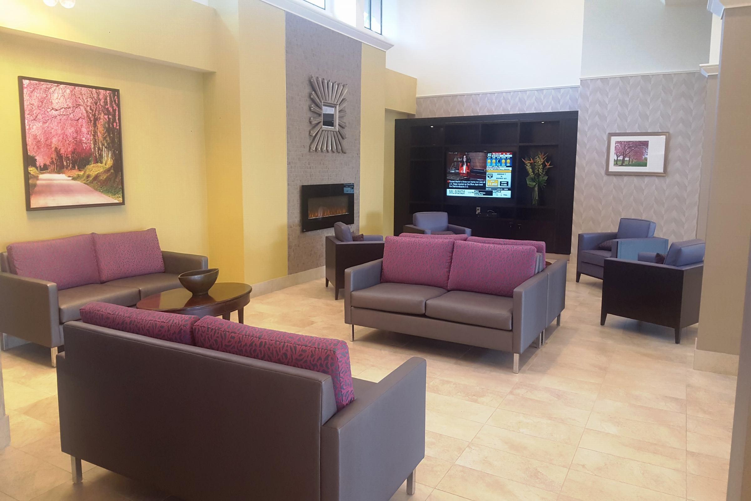 International Airport By Ihg Hotel 4*