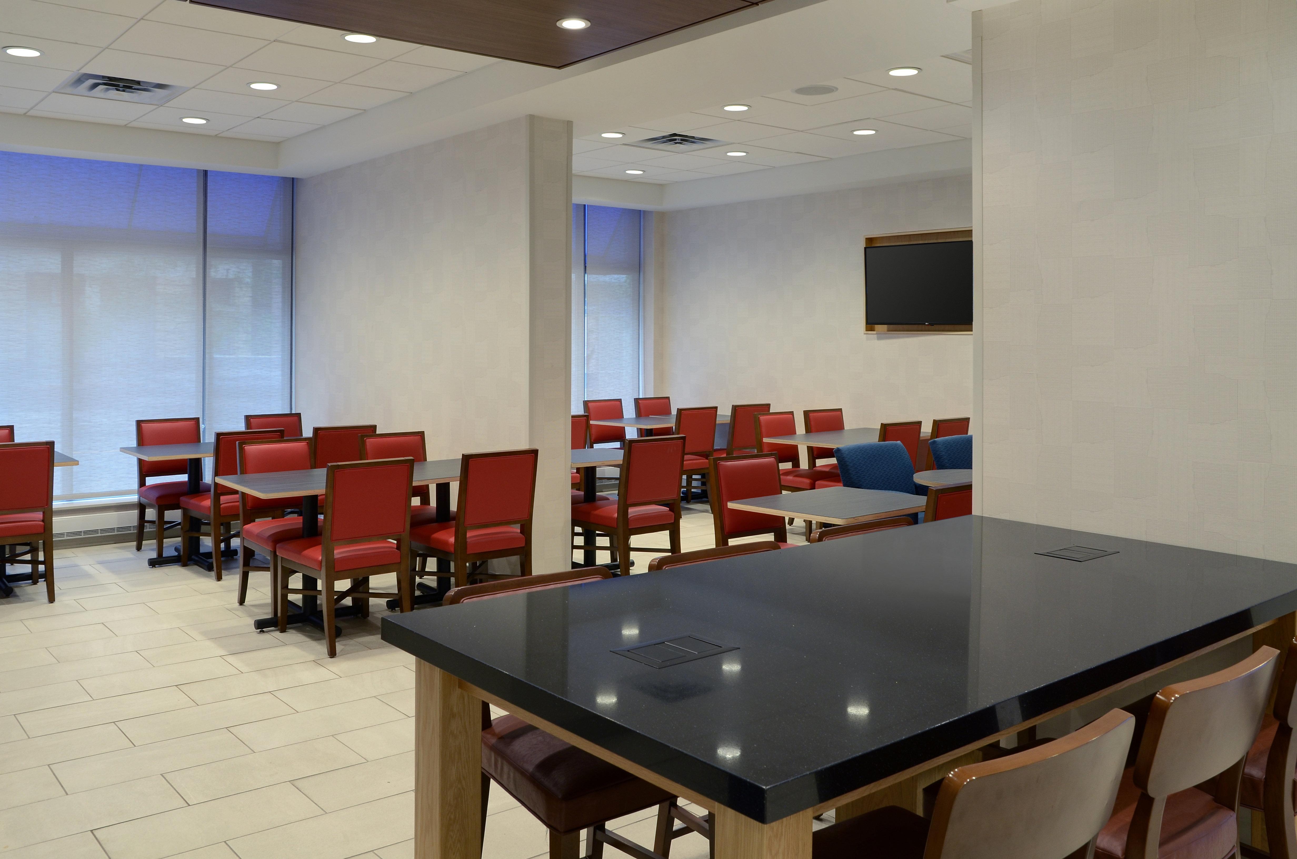 Express Downtown By Ihg Hotel Toronto