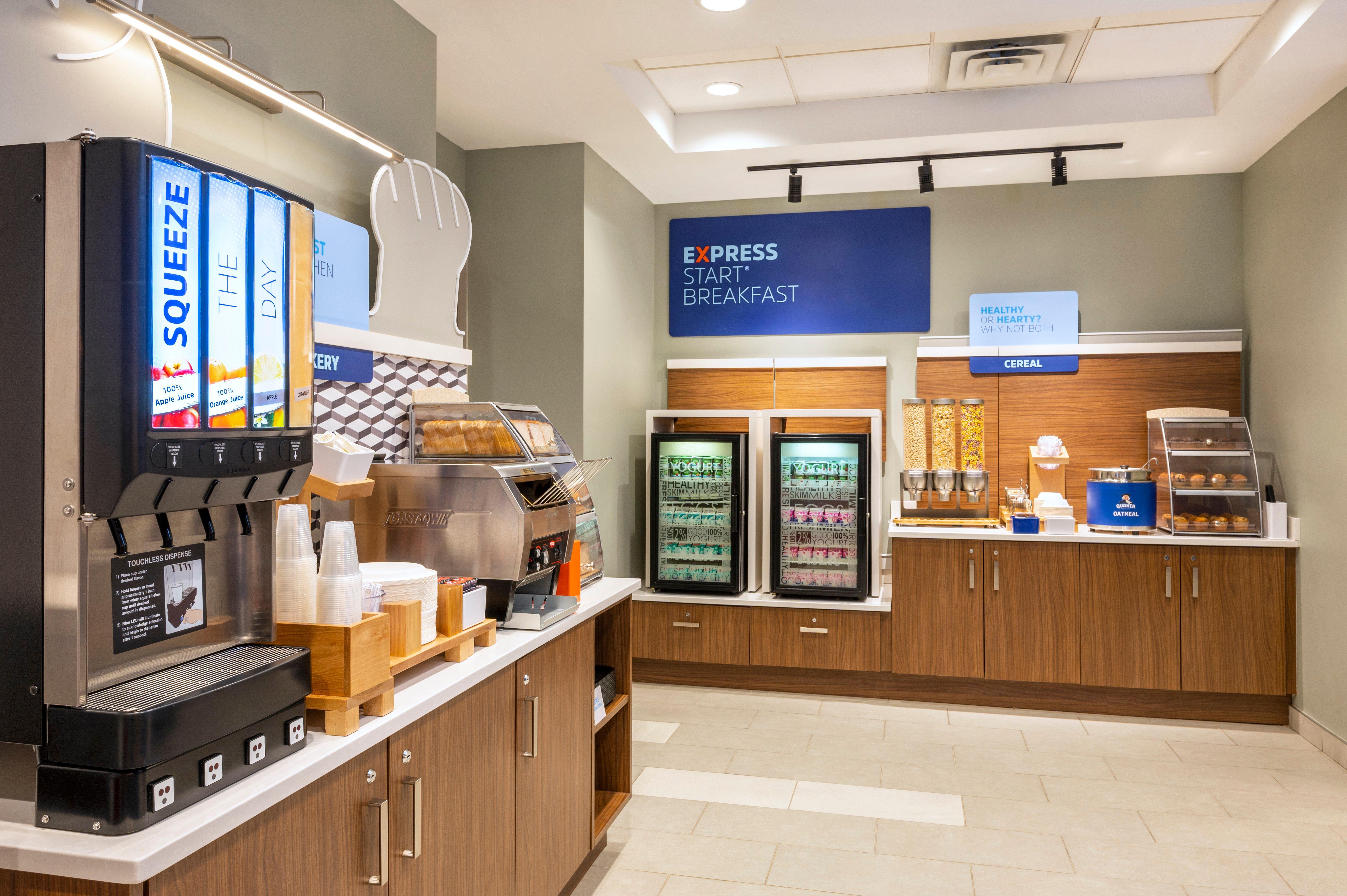 Express Downtown By Ihg Hotel 3*