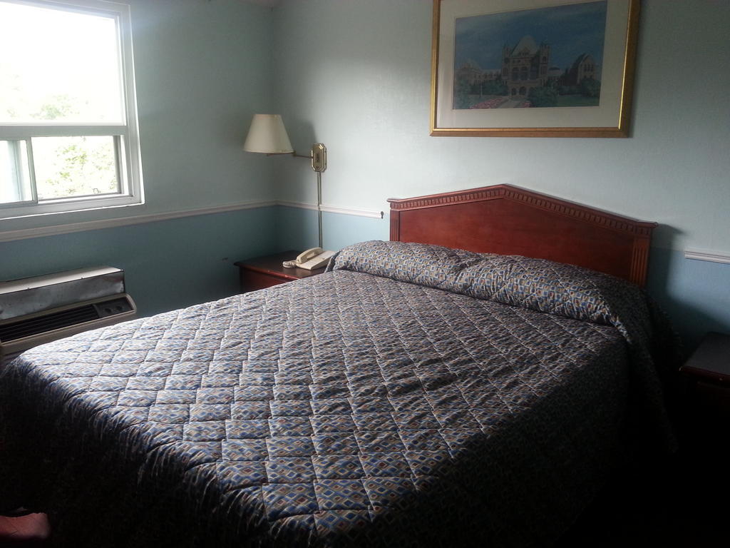 Motel Queensway