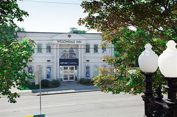 Hotel Willowdale North York 3*