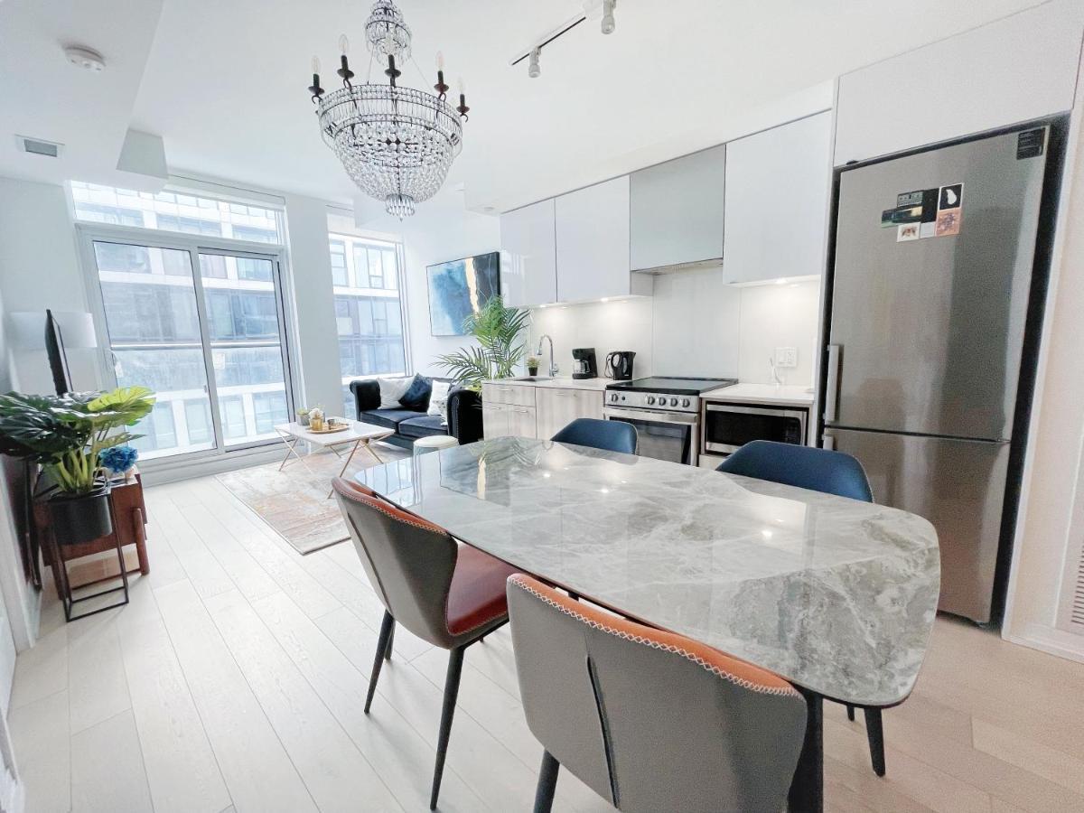 Infivilla Boutique Penthouse-live In The Sky With Amazing Lakeview! Downtown Toronto!b * Toronto
