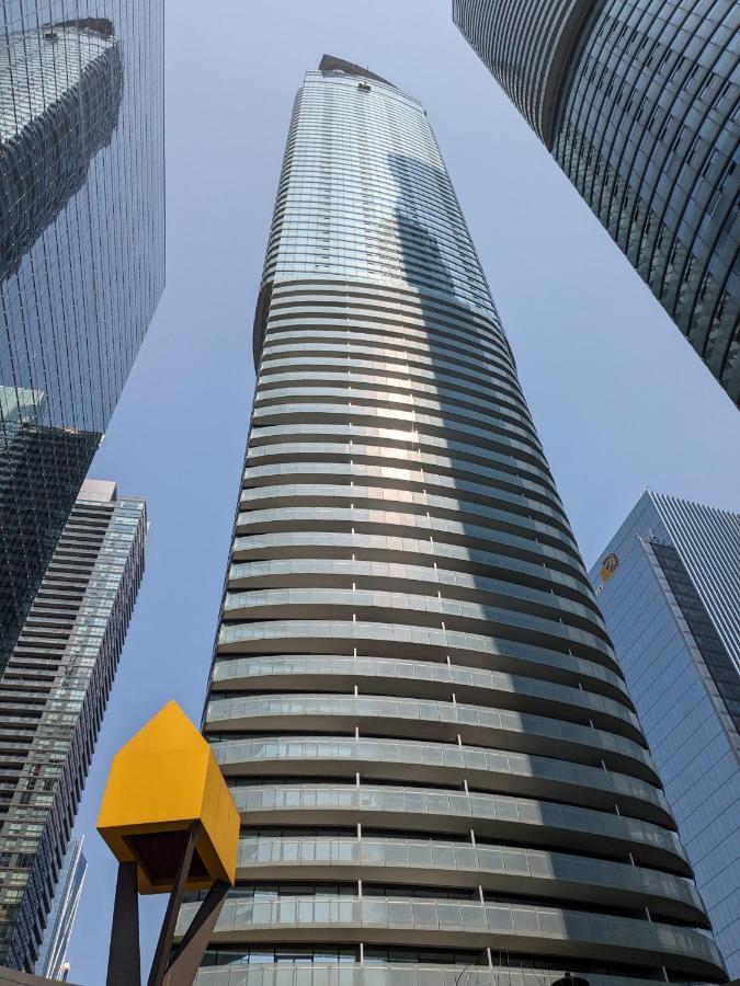 Ice Apartment *